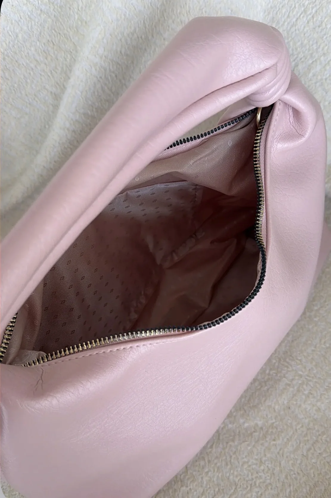 Pembe renk kuul çanta