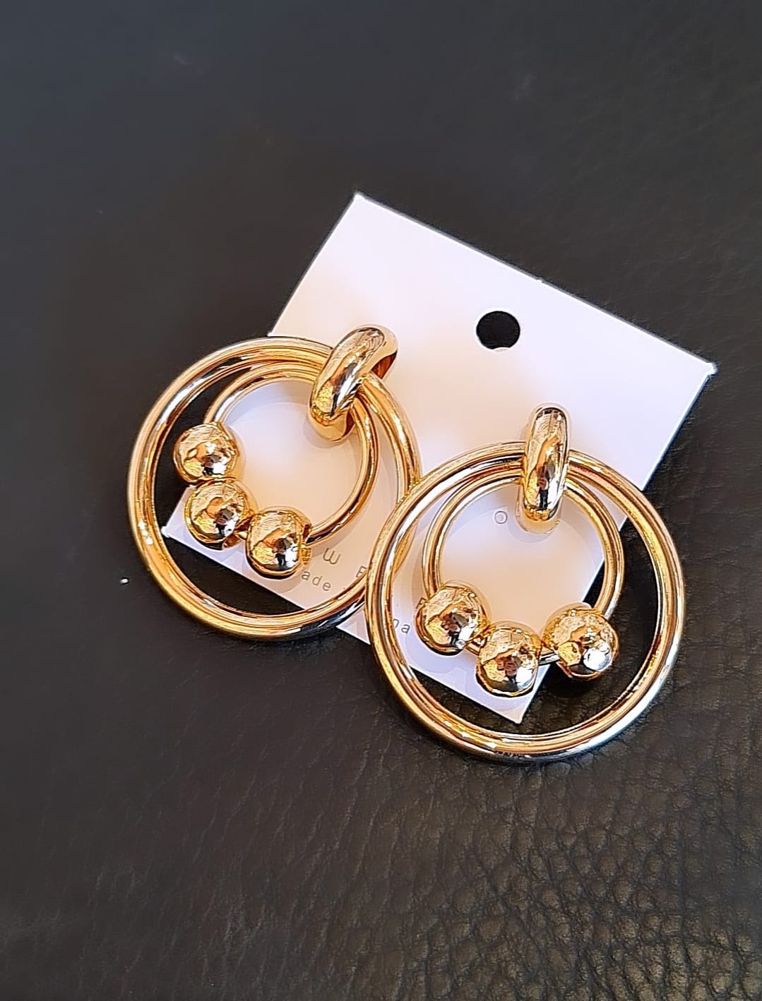 Gold toplu küpe
