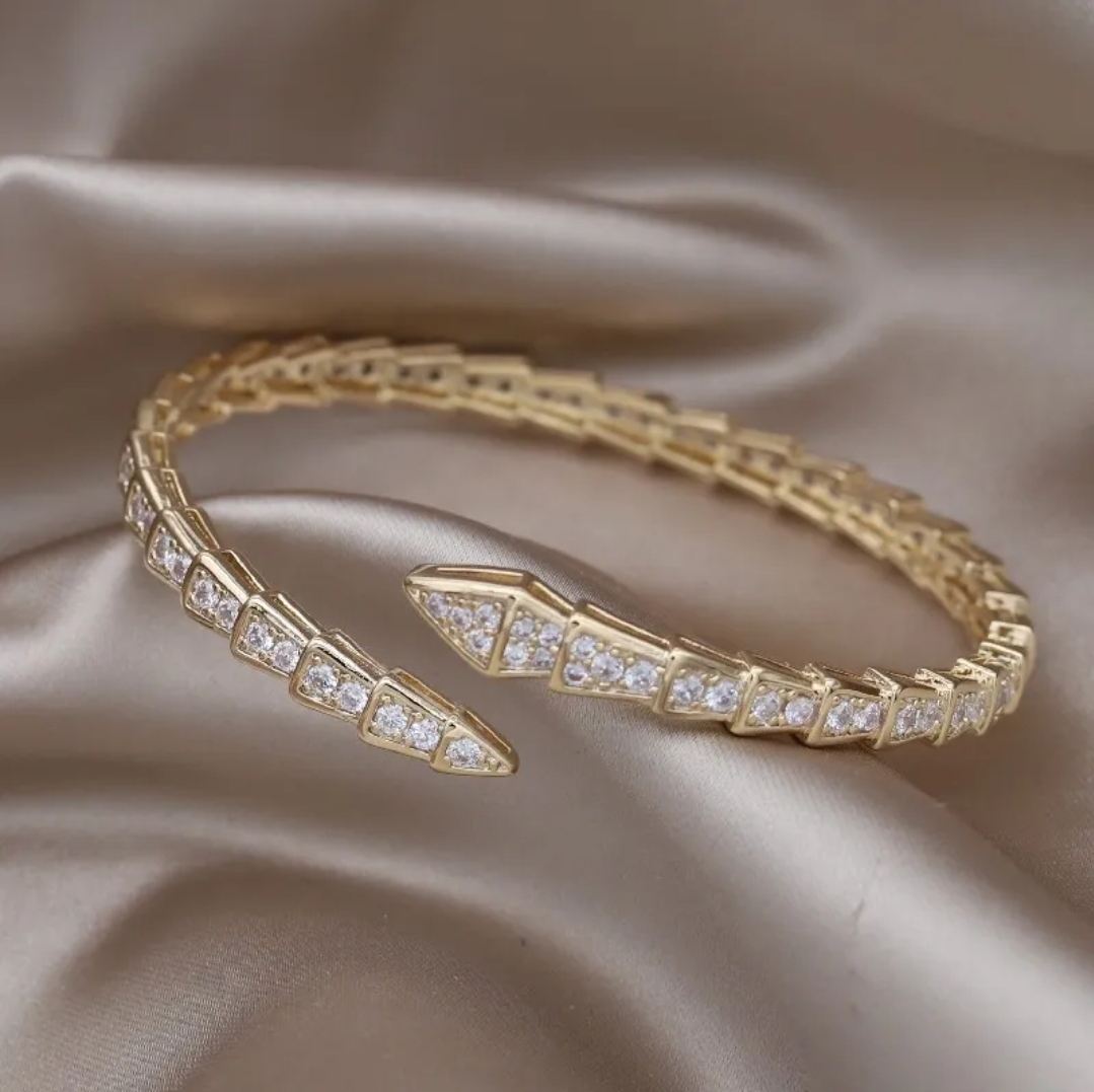 Gold zirkon taşlı marka model bileklik